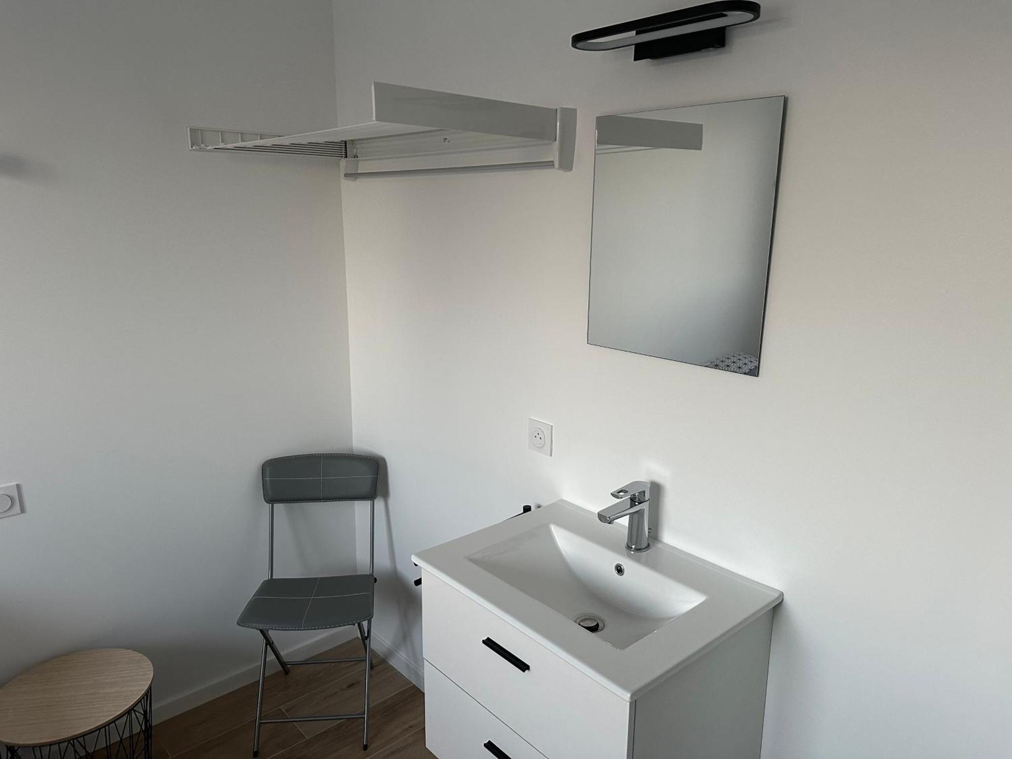 Flat Donville-les-Bains
