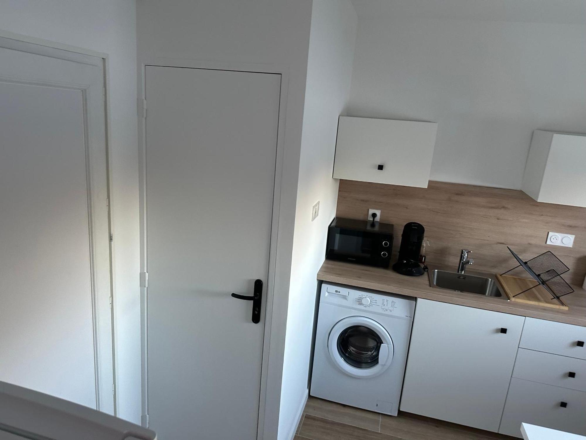 Apartment Flat *