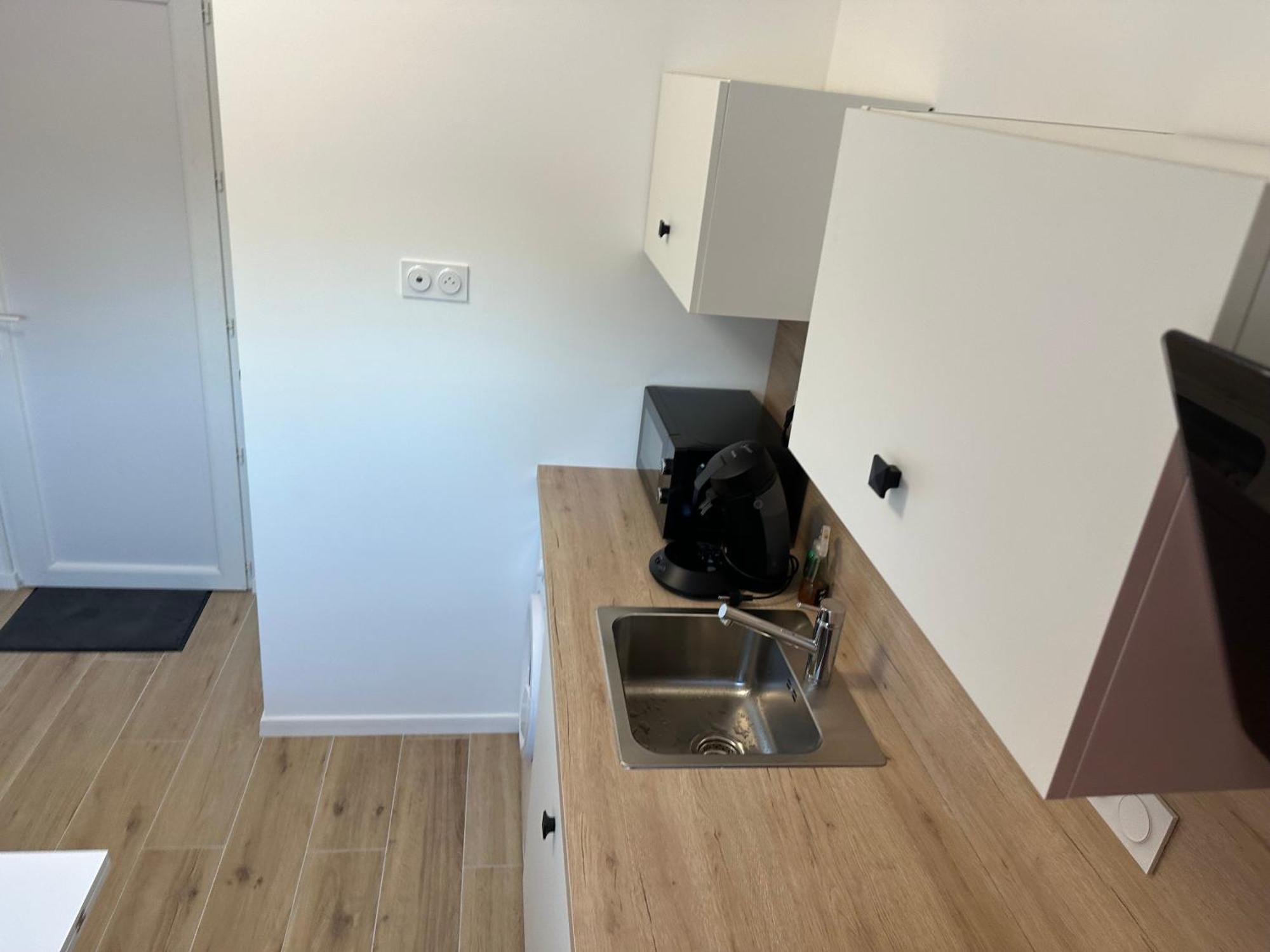 Apartment Flat *